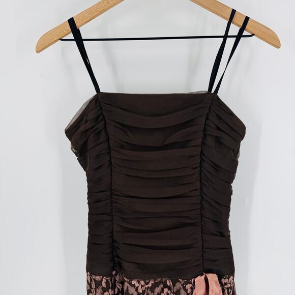 Vintage Brown Lace Overlay Handkerchief Hem Party Dress Y2K Whimsigoth Size 10 - Picture 4 of 9